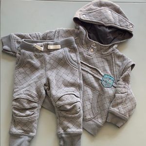 Genuine Kids 2 Pc Gray Knight outfit 12M